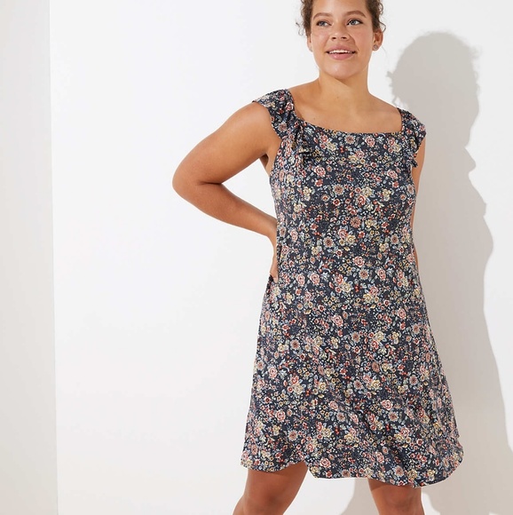 LOFT Dresses & Skirts - LOFT Plus size flutter swing dress size 24/26